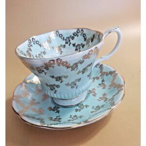 Vintage Royal Albert fine bone china tea cup and saucer set "Sovereign Pattern"